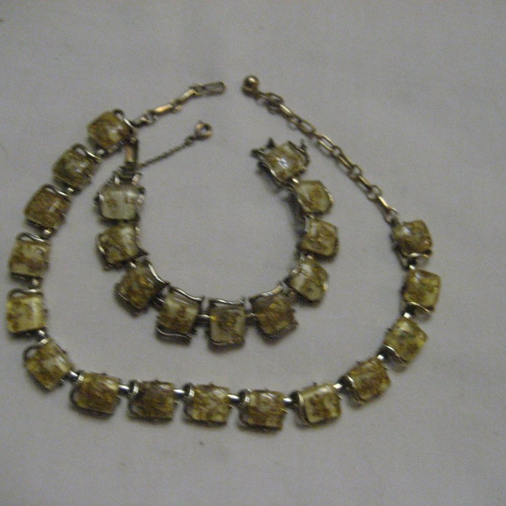 VINTAGE 2 pc CORO GOLD CONFETTI CHOKER & BRACELET